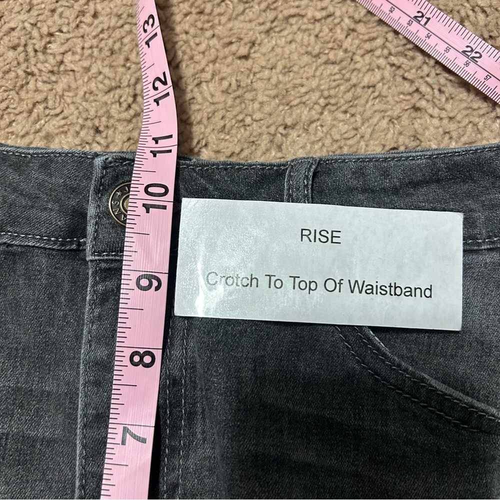 High Rise Cutoff Shorts Jean Denim Gray Frayed Raw Hem Ripped Size Large Juniors - Picture 9 of 10